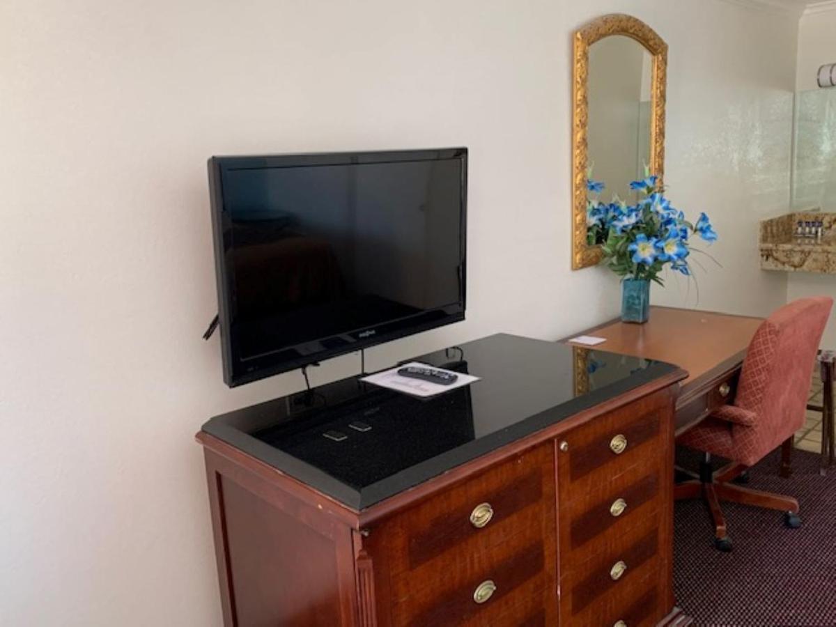 Americas Best Value Inn And Suites -Yucca Valley Esterno foto
