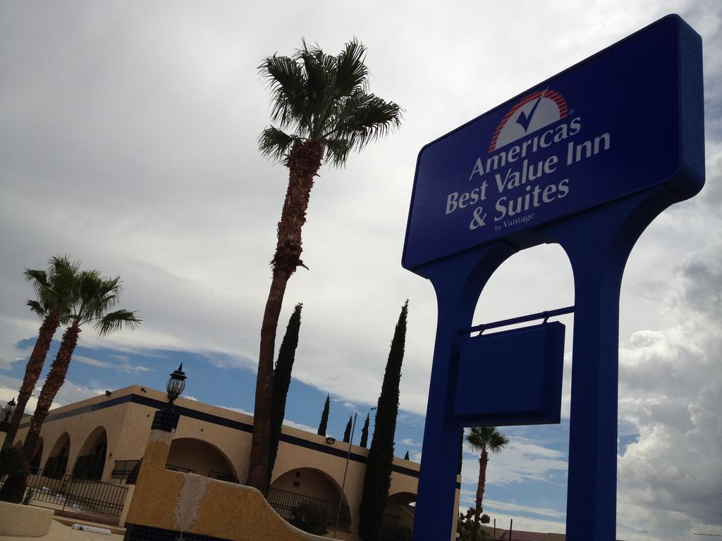 Americas Best Value Inn And Suites -Yucca Valley Esterno foto