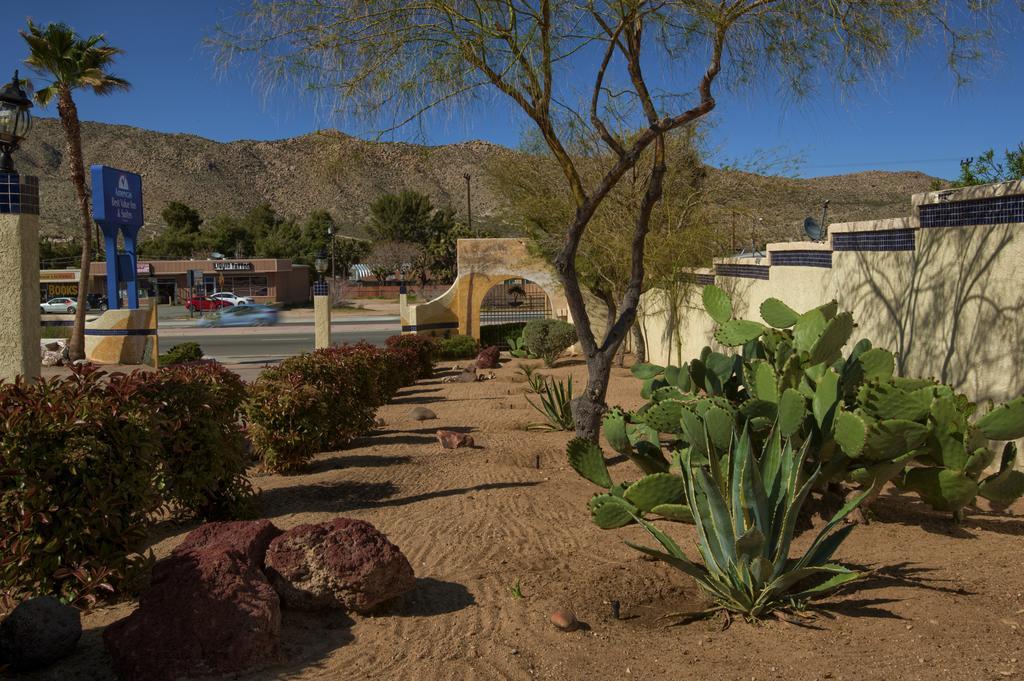 Americas Best Value Inn And Suites -Yucca Valley Esterno foto