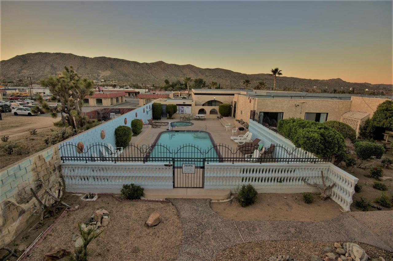 Americas Best Value Inn And Suites -Yucca Valley Esterno foto