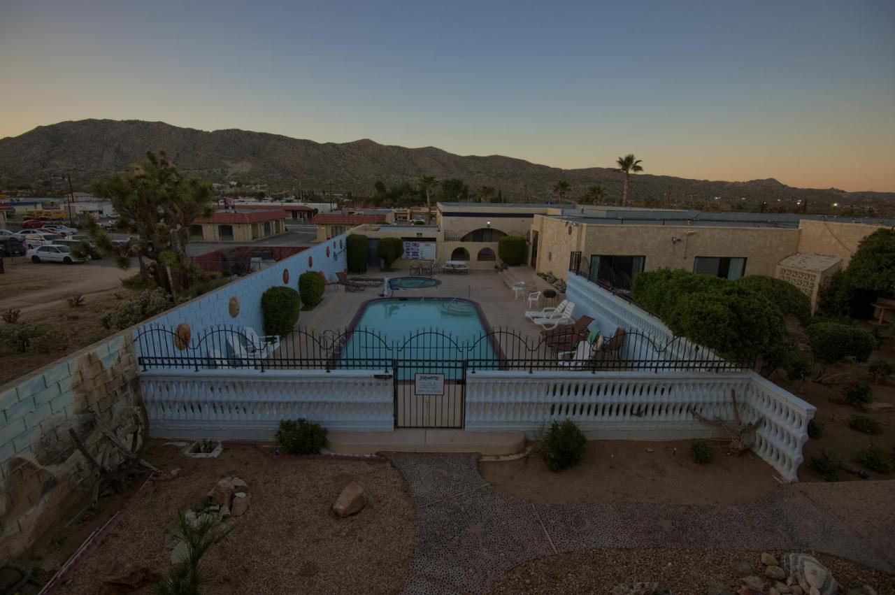 Americas Best Value Inn And Suites -Yucca Valley Esterno foto
